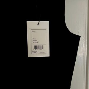 Theory wool/elastin dress. Sleeveless size 0. New with tags never worn.